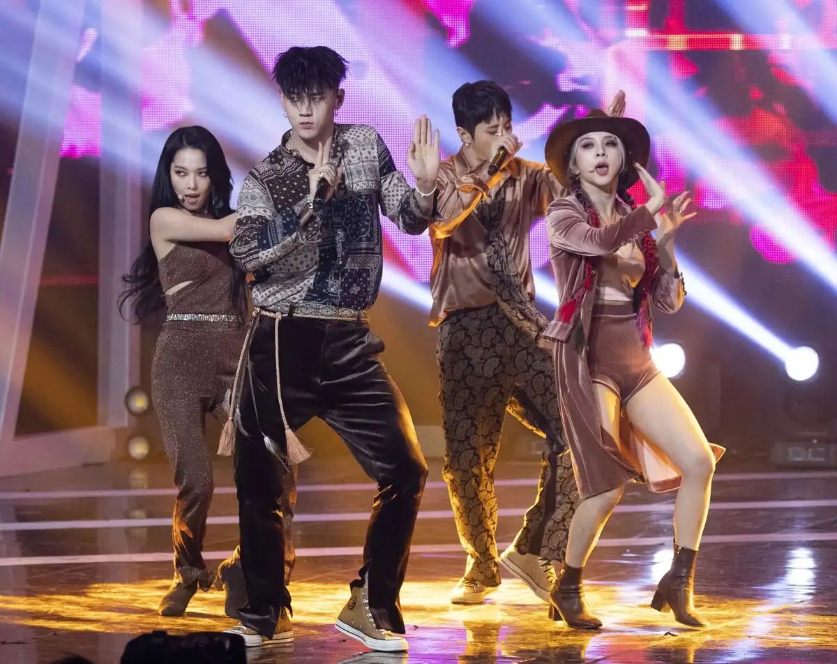 Concierto de KARD