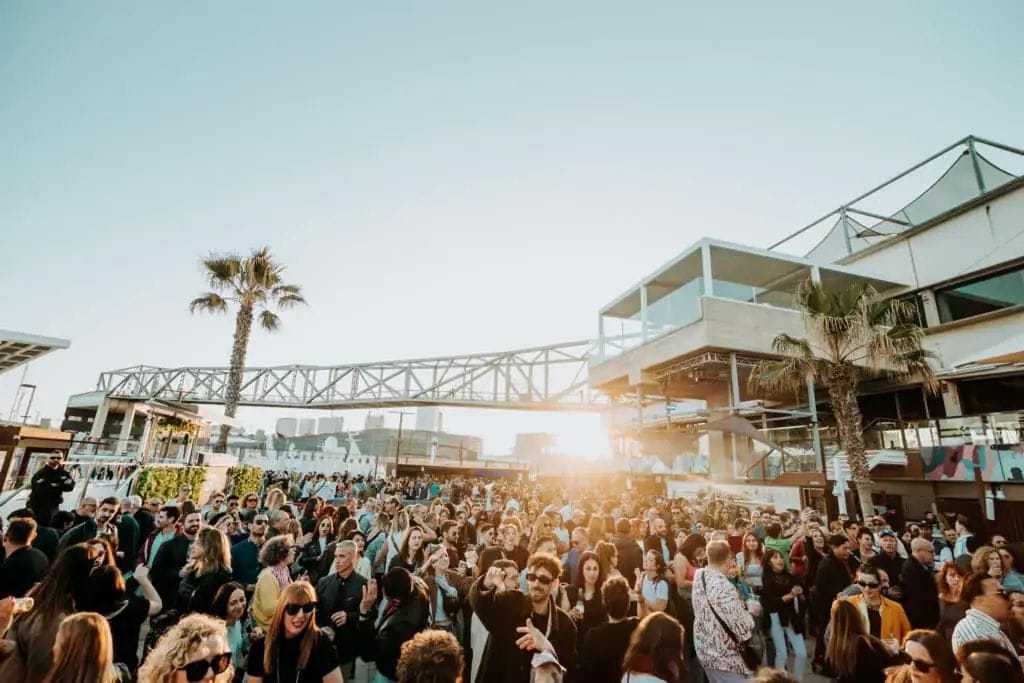 Open Air Pool Party «Afrodanz» en SEASEACLUB