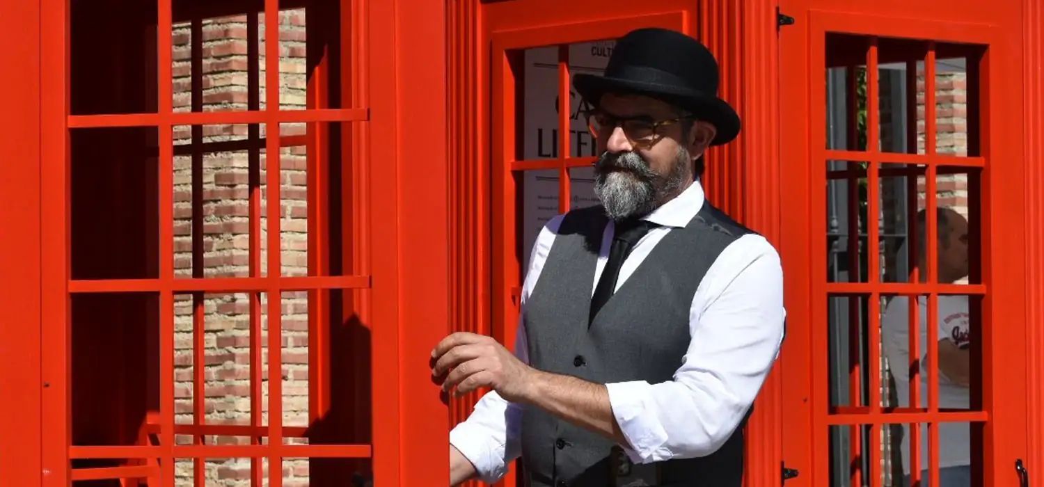 Experiencia sensorial «Cabinas literarias»