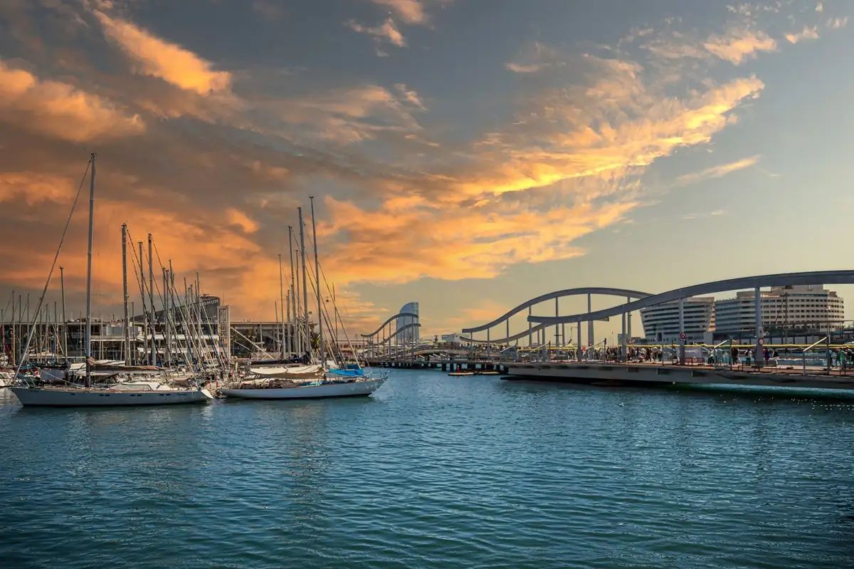 El Port de Barcelona construeix una nova terminal de vehicles que impactarà en l'ocupació i la logística