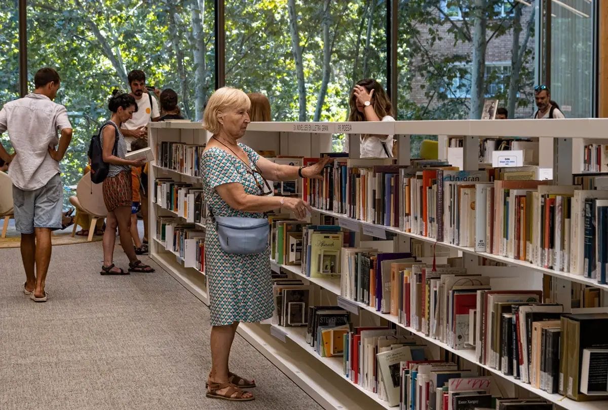19 biblioteques de Barcelona obriran durant Setmana Santa amb horaris especials