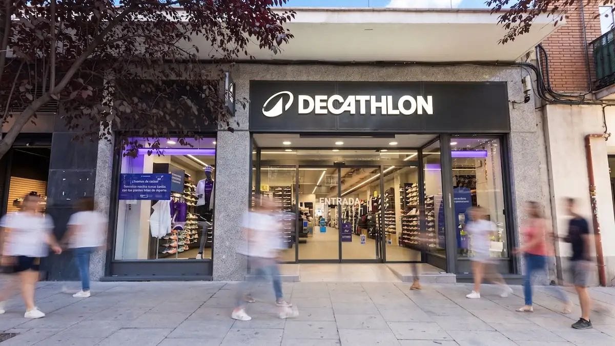 Decathlon obre a Consell de Cent amb regals per als seus primers clients