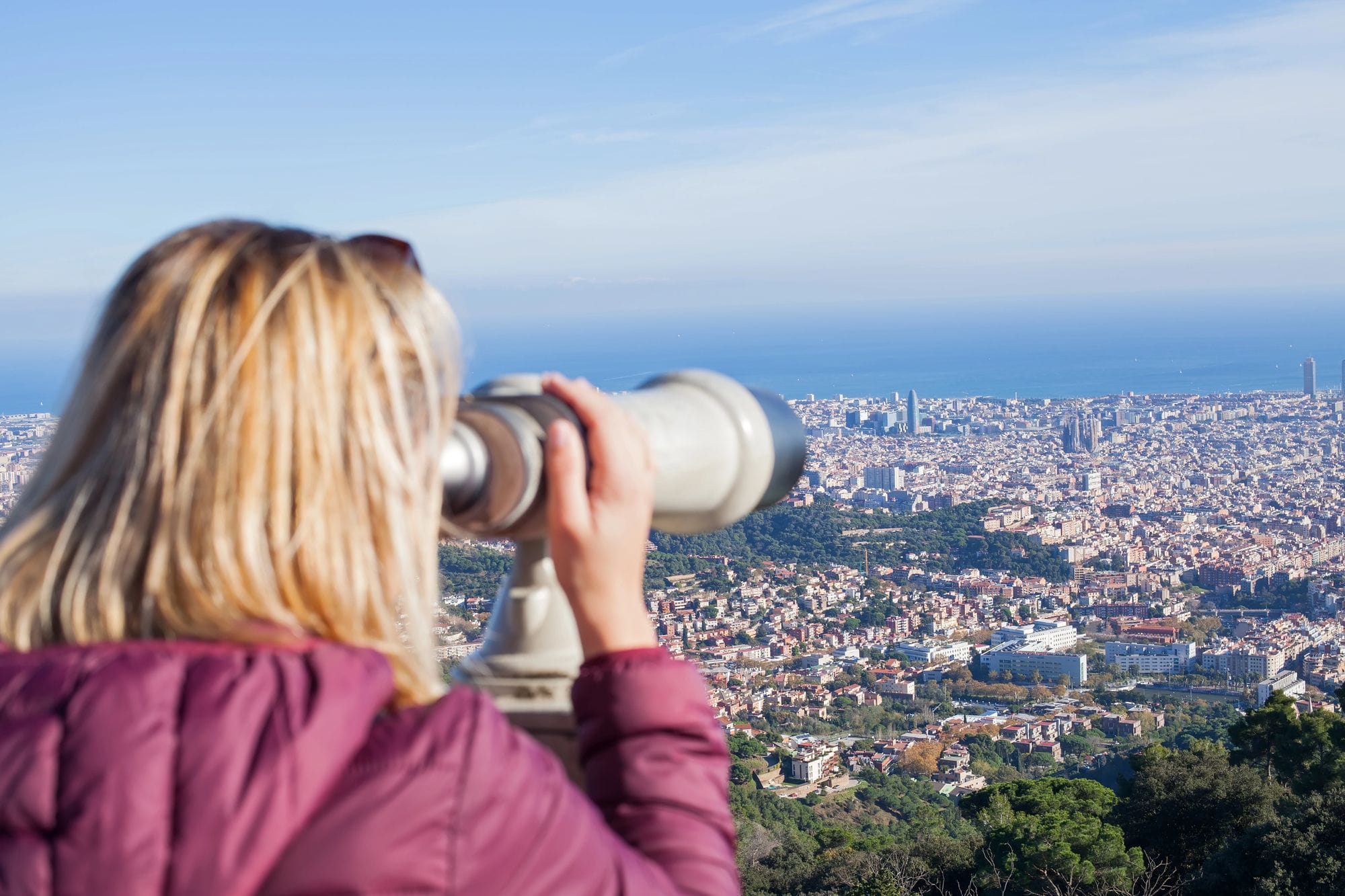 Barcelona frena el turismo tras triplicar visitantes en 25 años