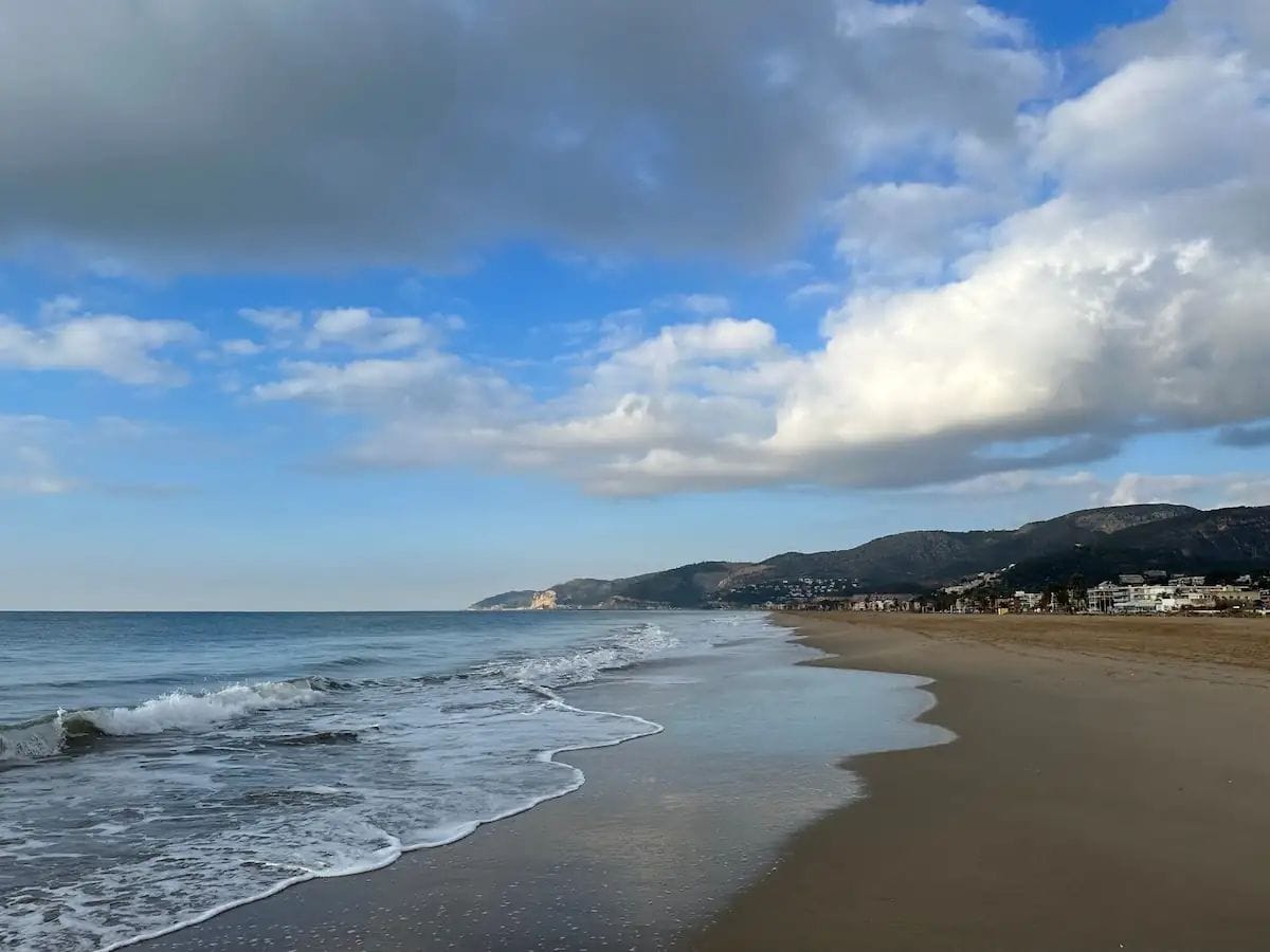 Castelldefels i El Prat lideren l'augment de la calor extrema fins al 2050