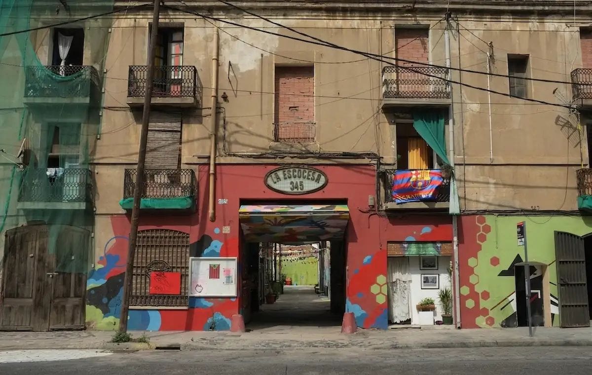 La Escocesa renace en Poblenou amb 72 habitatges, art i innovació