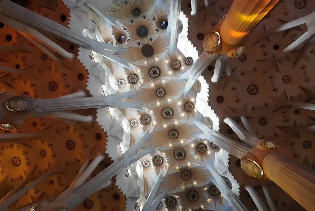 La Sagrada Família obre gratis per La Mercè: avui comença el sorteig de 20.000 entrades