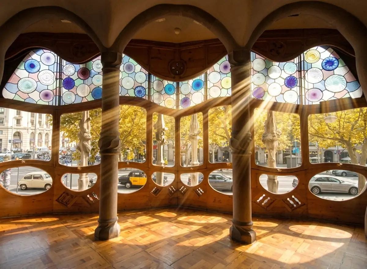 Ventanal de la Casa Batlló de Gaudí