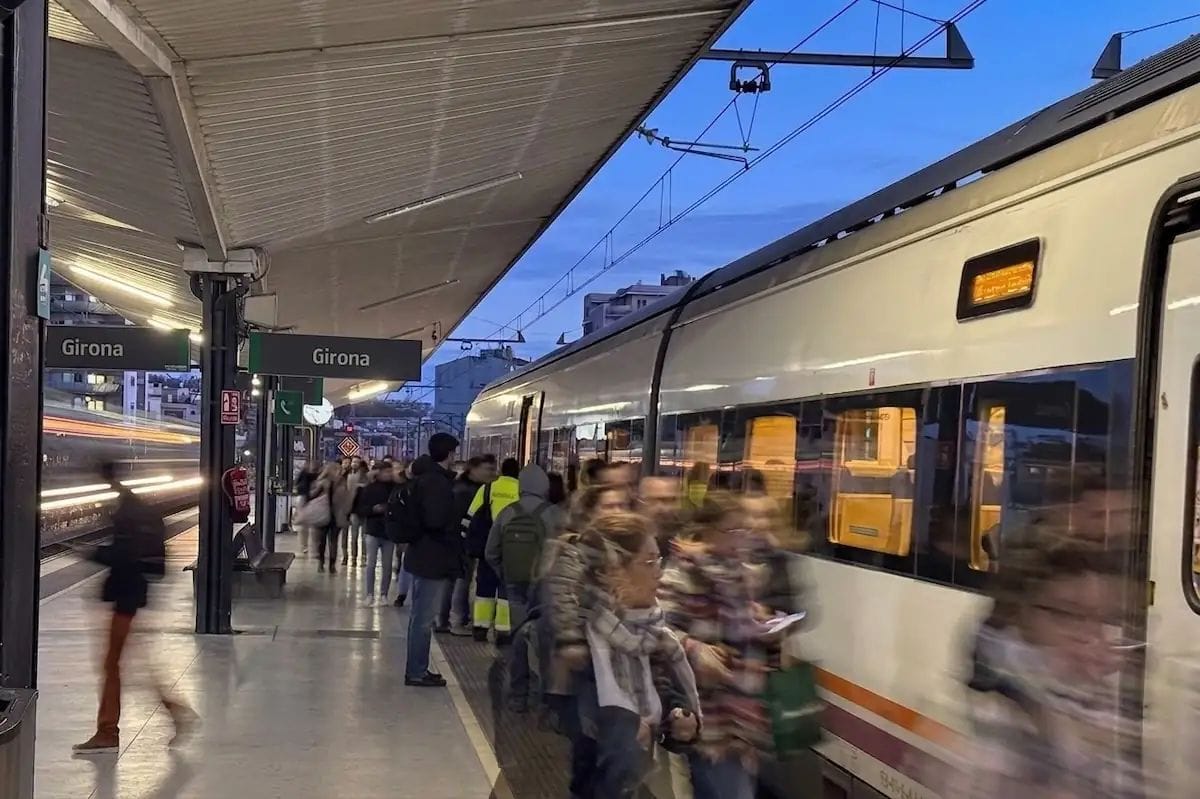 Una avaria talla deu hores l'AVE entre Barcelona i Girona en ple retorn