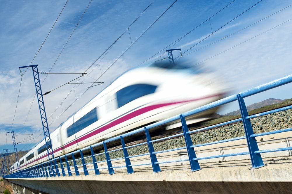 El bitllet Barcelona-Madrid s'eleva un 40% després de la retirada de l'AVE low cost