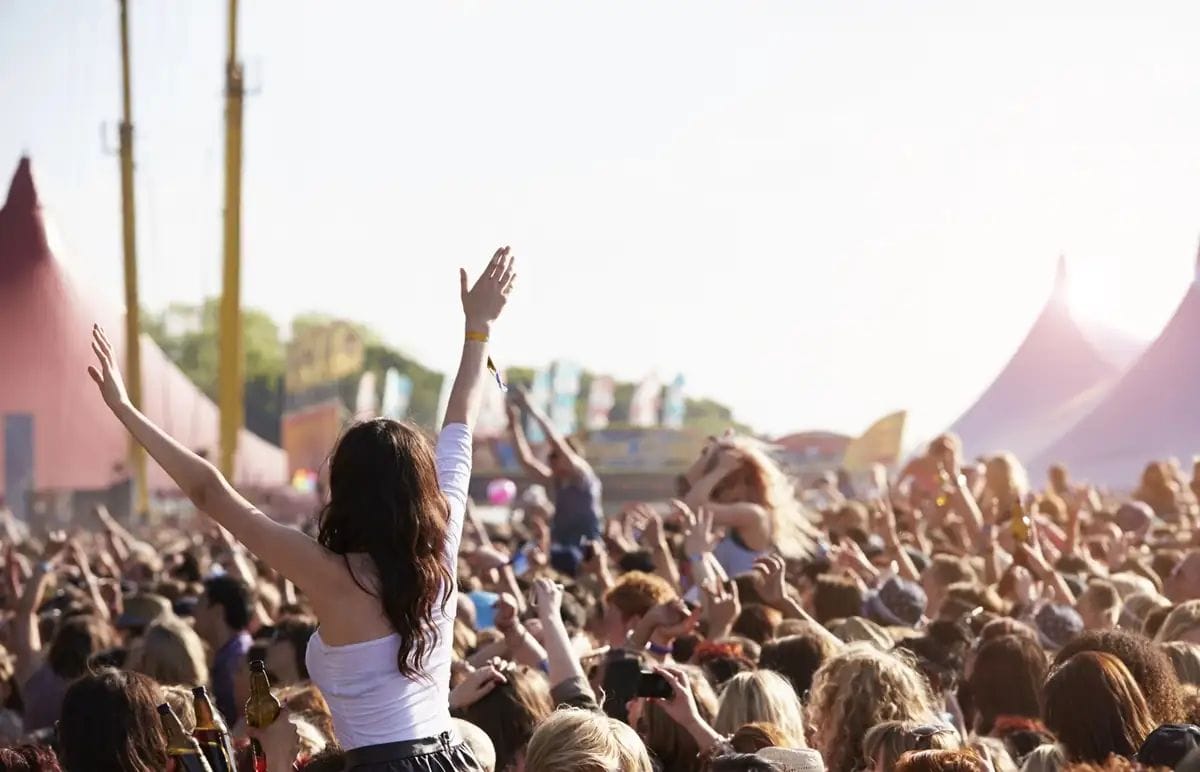 El Festi que Faltava revoluciona Sant Andreu amb deu hores de música femenina