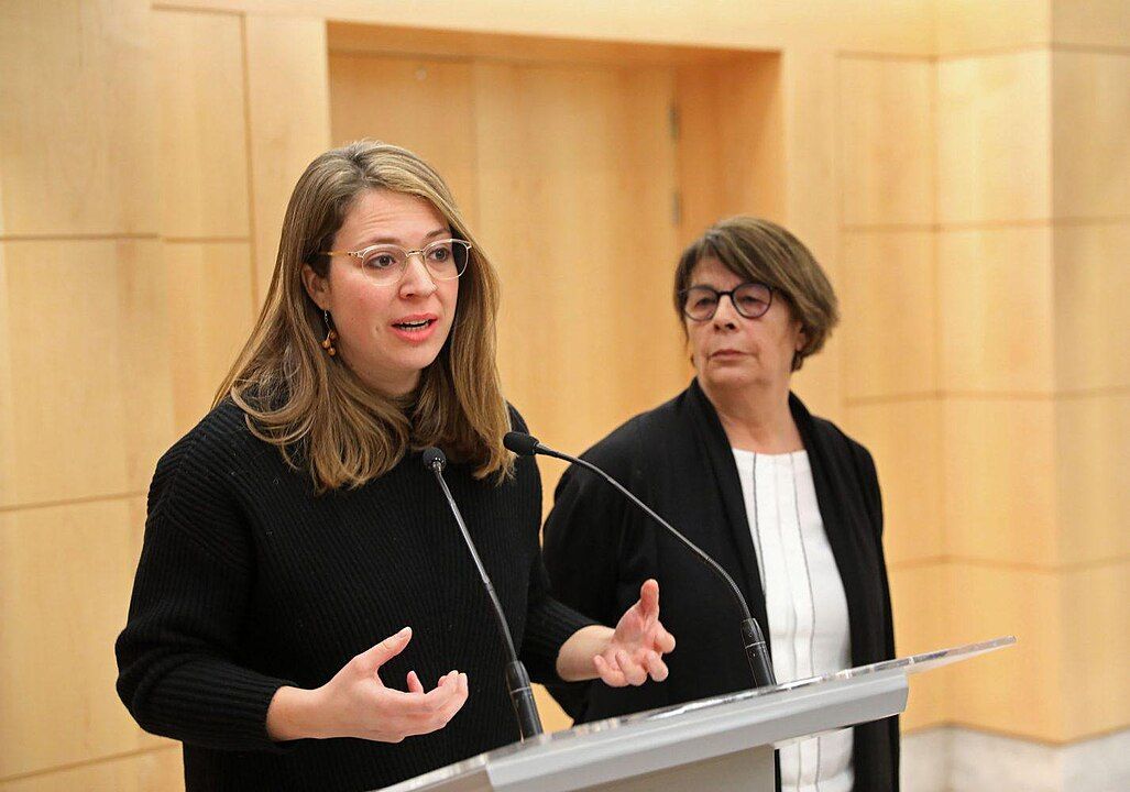 Janet Sanz durante su despedida en el pleno del Ayuntamiento de Barcelona.