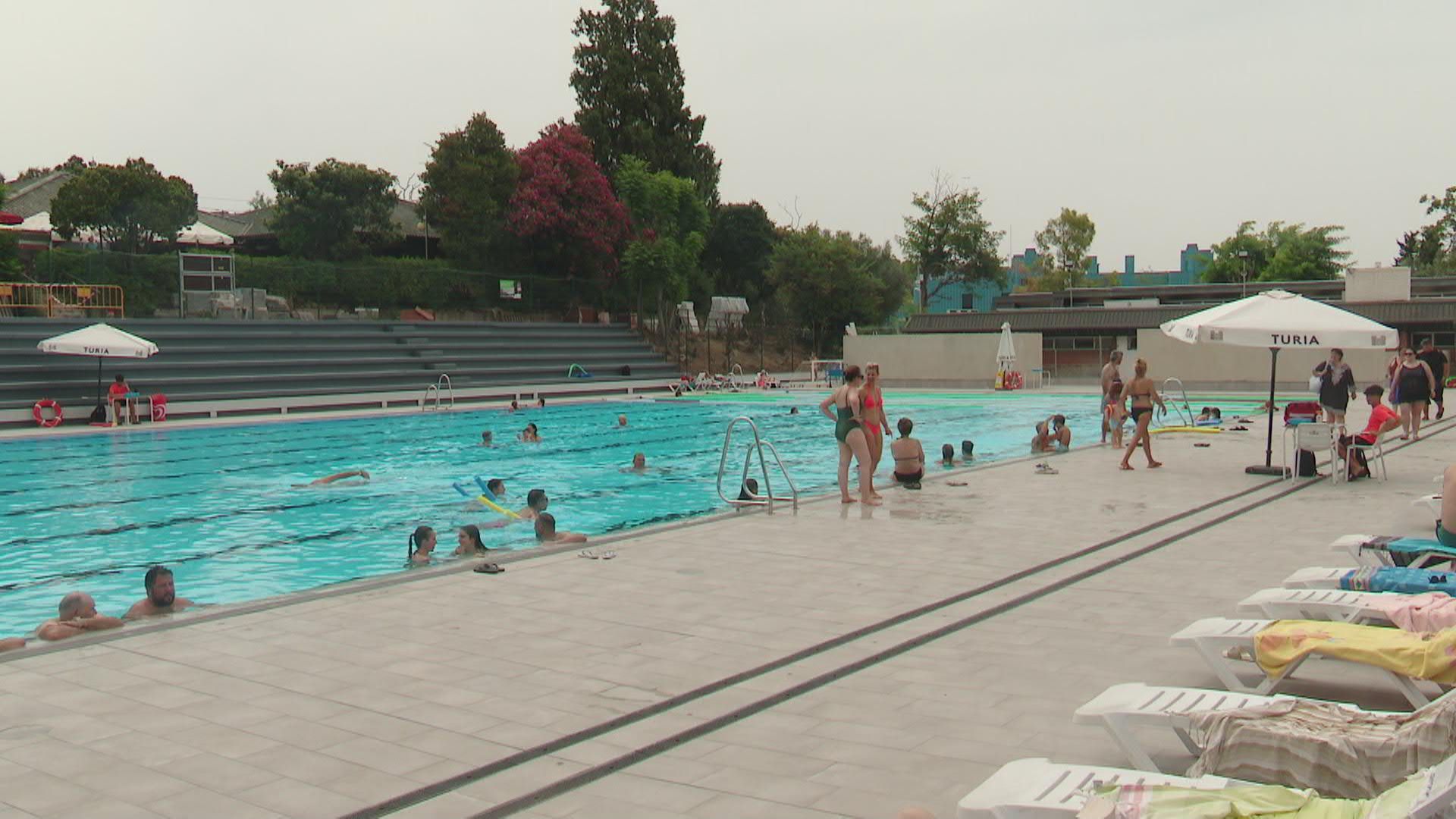 La piscina olímpica del CN Montjuïc vuelve renovada a Barcelona
