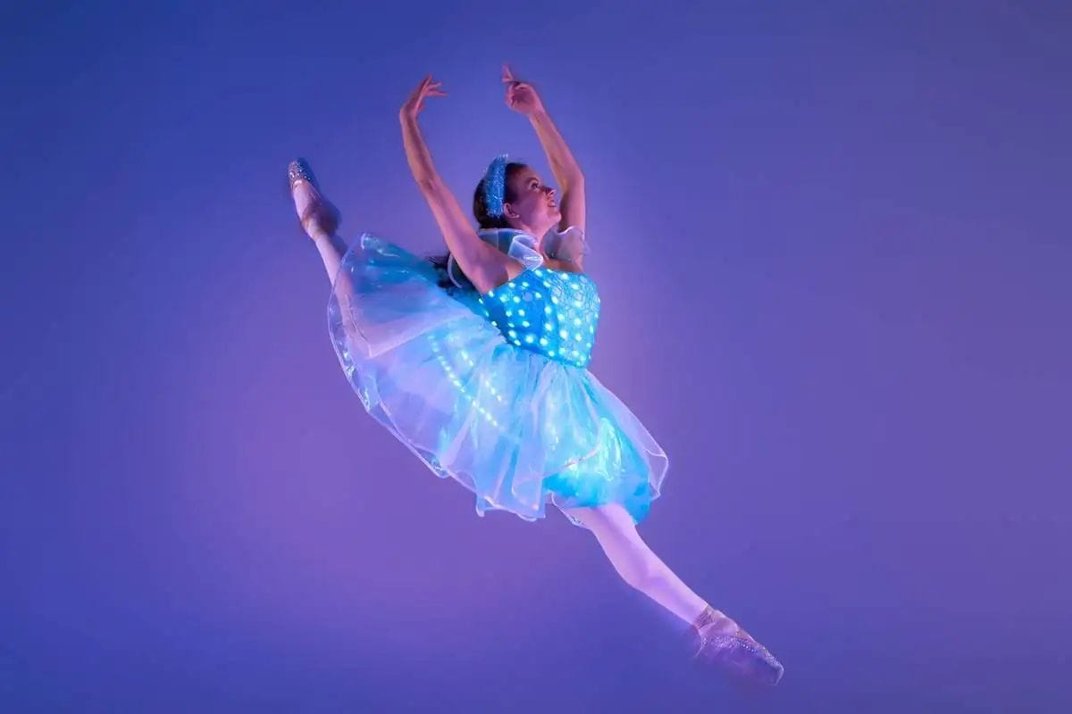 Cenicienta nunca brilló tanto: el cuento cobra nueva vida en Ballet of Lights