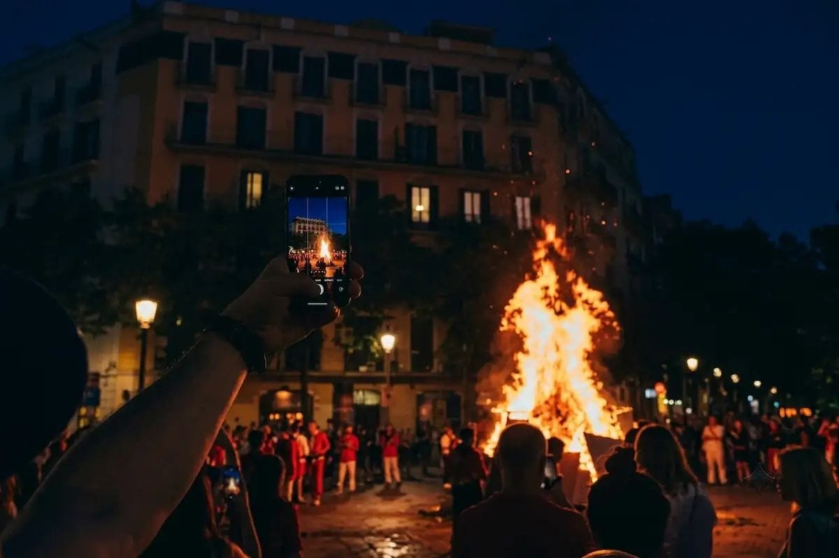 Barcelona blinda Sant Joan ante el calor extremo y el riesgo de incendios