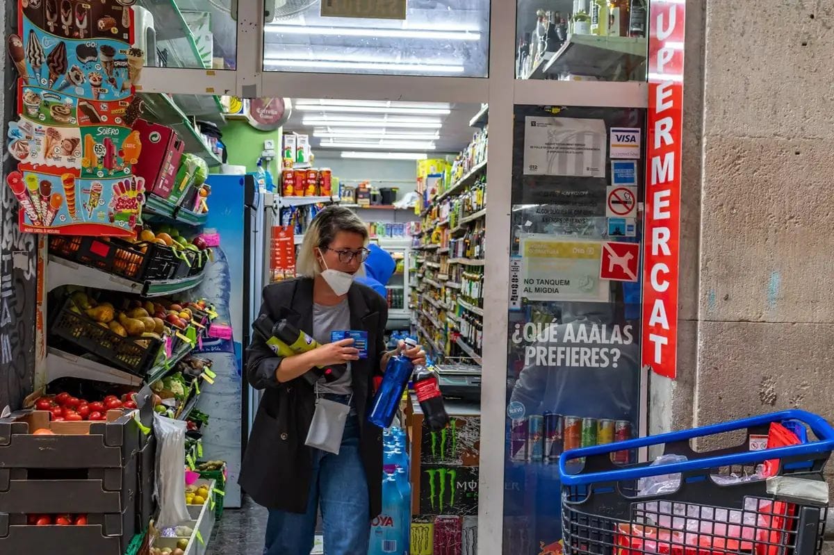 Els supermercats 24 hores reobren el debat comercial a Barcelona