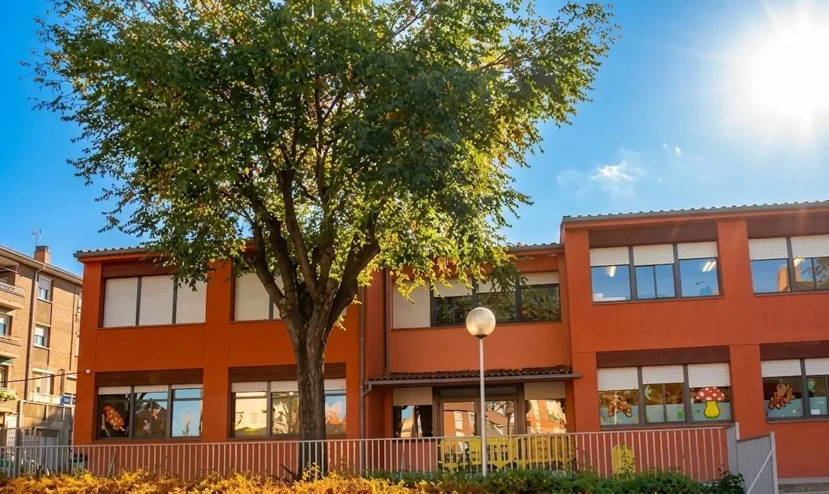 Sabadell destina 3,2 milions a renovar 35 escoles i retirar fibrocement