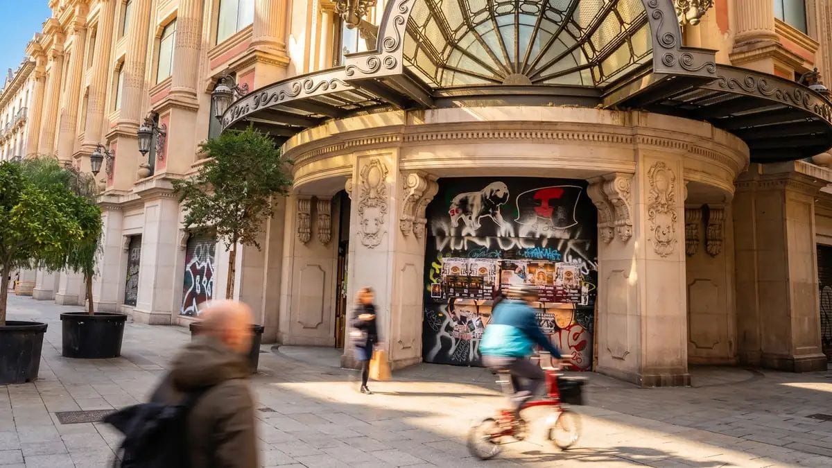 L'icona comercial de Portal de l’Àngel torna: així canviarà el carrer amb noves botigues i oficines
