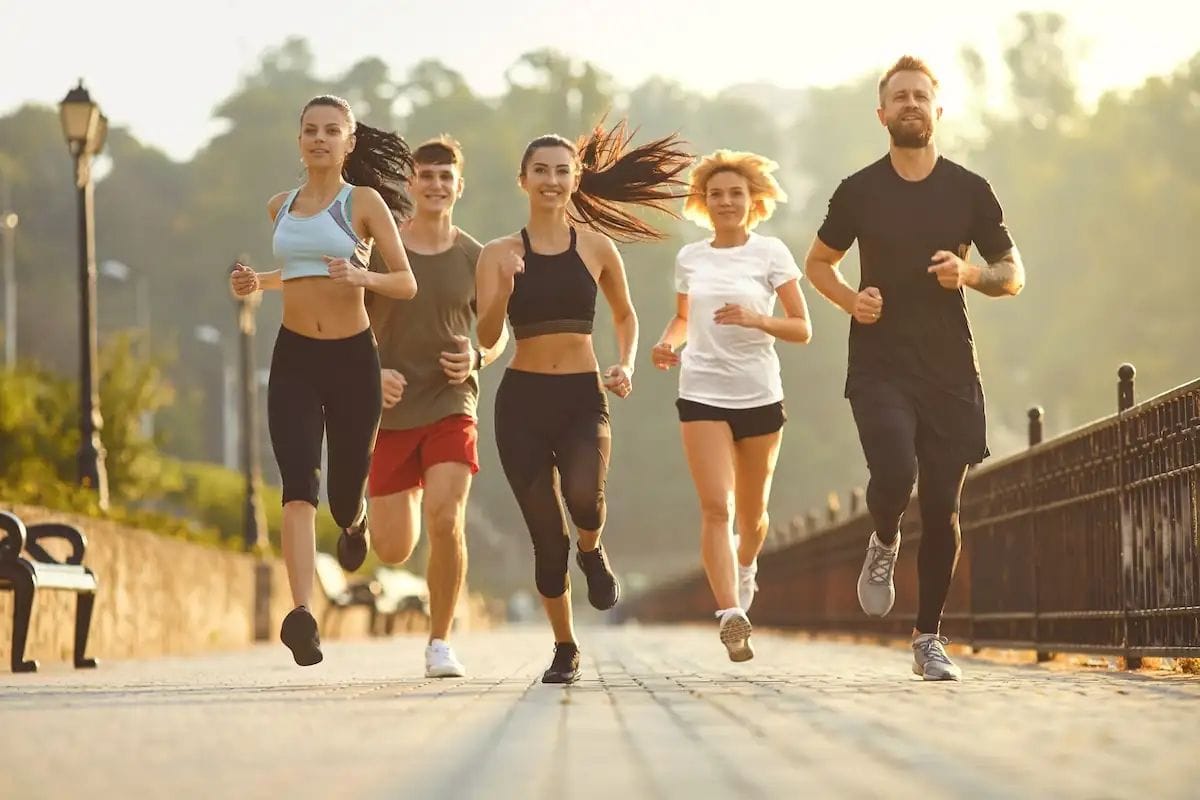 Barcelona corre en grup: els clubs de running es multipliquen per tota la ciutat