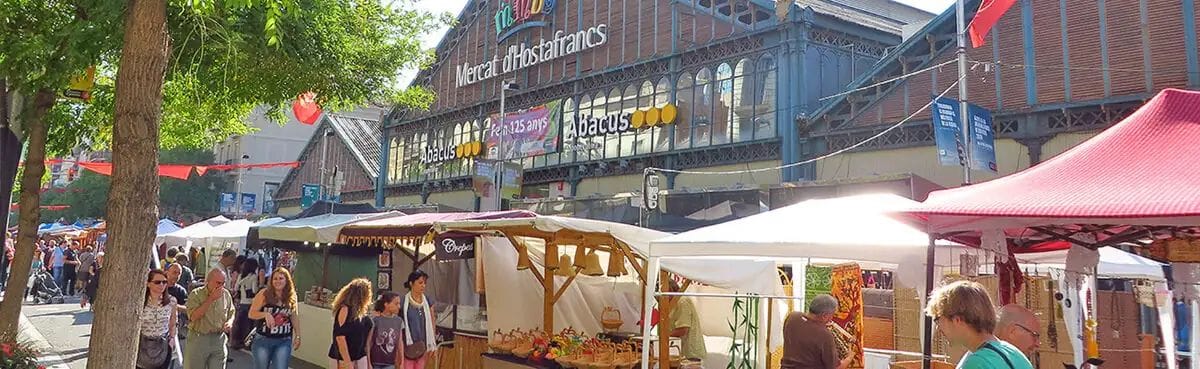 La fira medieval de Creu Coberta transforma Barcelona en un viatge al passat