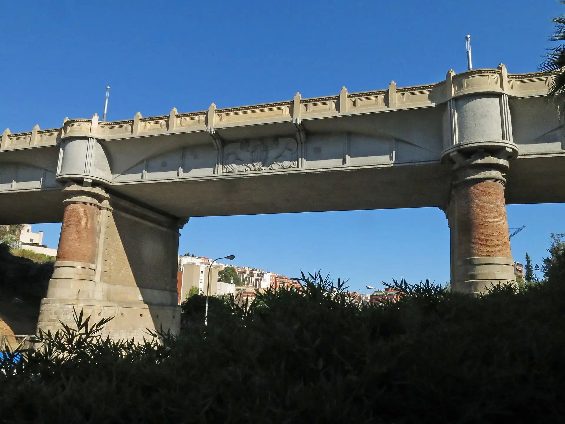 El viaducte de Vallcarca afronta cinc mesos d'obres per guanyar vida útil