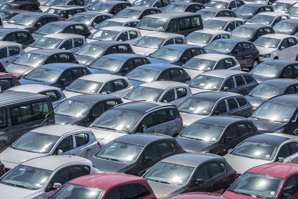 Catalunya presumeix de parc automobilístic menys envellit, però la amenaça continua al volant