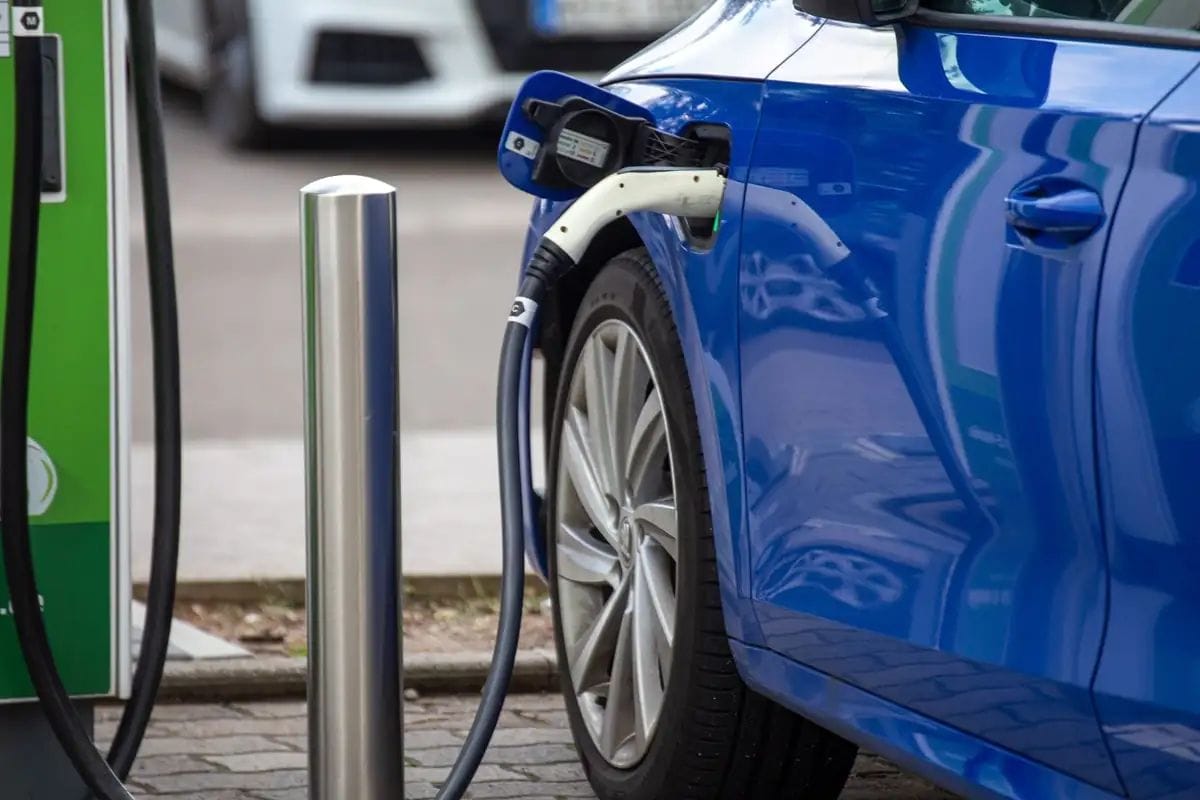 Una estació per a 300 cotxes al dia: així funcionarà la nova electrolinera a Barcelona