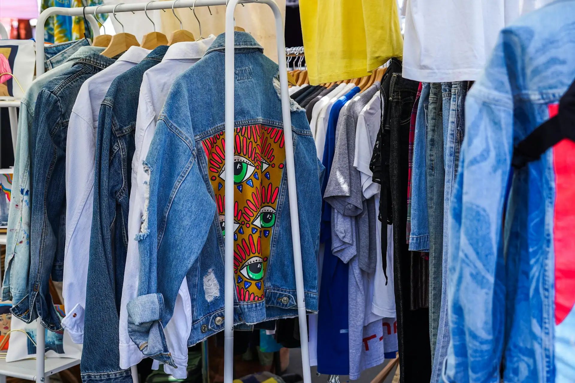 Llega Port Flea, el mercado de segunda mano al aire libre del Port Olímpic