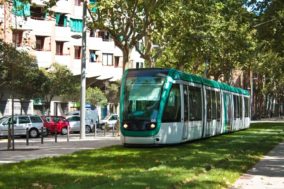 Barcelona dóna llum verda a la unió del tramvia per la Diagonal però el projecte depèn dels pressupostos