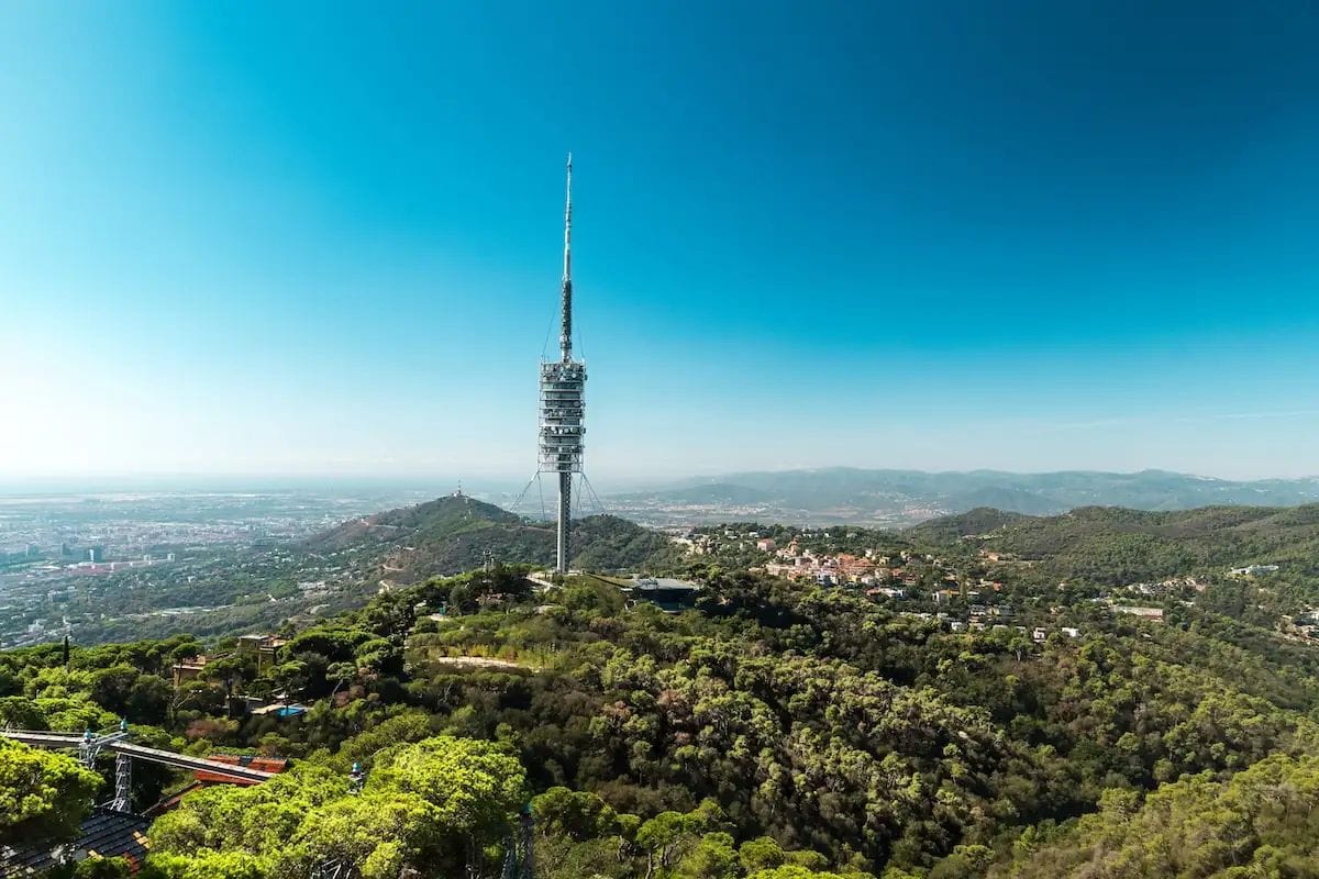 Barcelona reforça Collserola davant el risc extrem d'incendis forestals