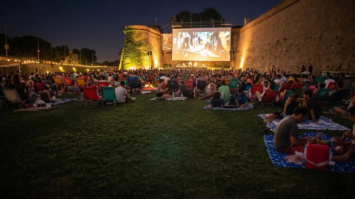 La sessió de cinema a la fresca a Montjuïc.