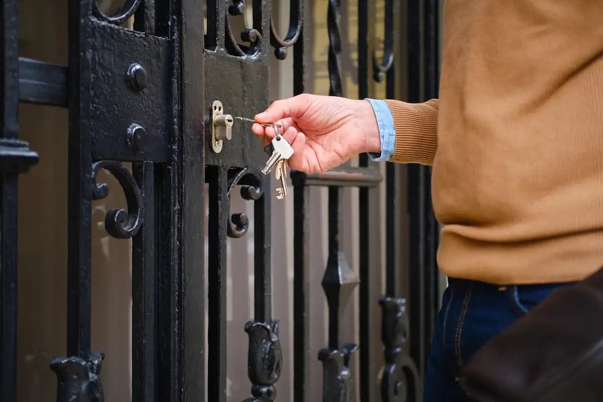 Un pis de 1.000 euros rep 1.800 sol·licituds en menys d'una hora a Barcelona