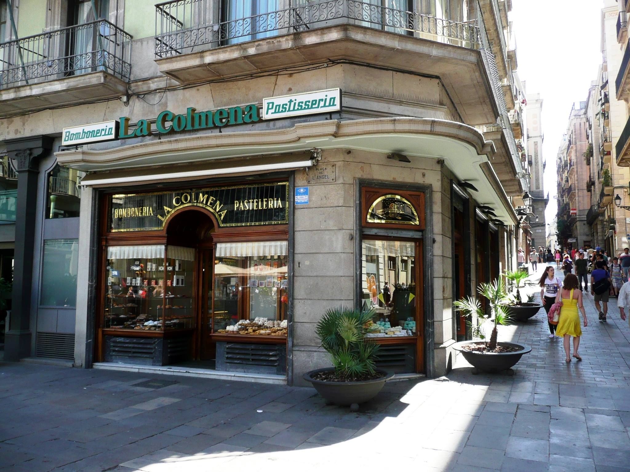 Pastisseria La Colmena a la Plaça de l'Àngel de Barcelona