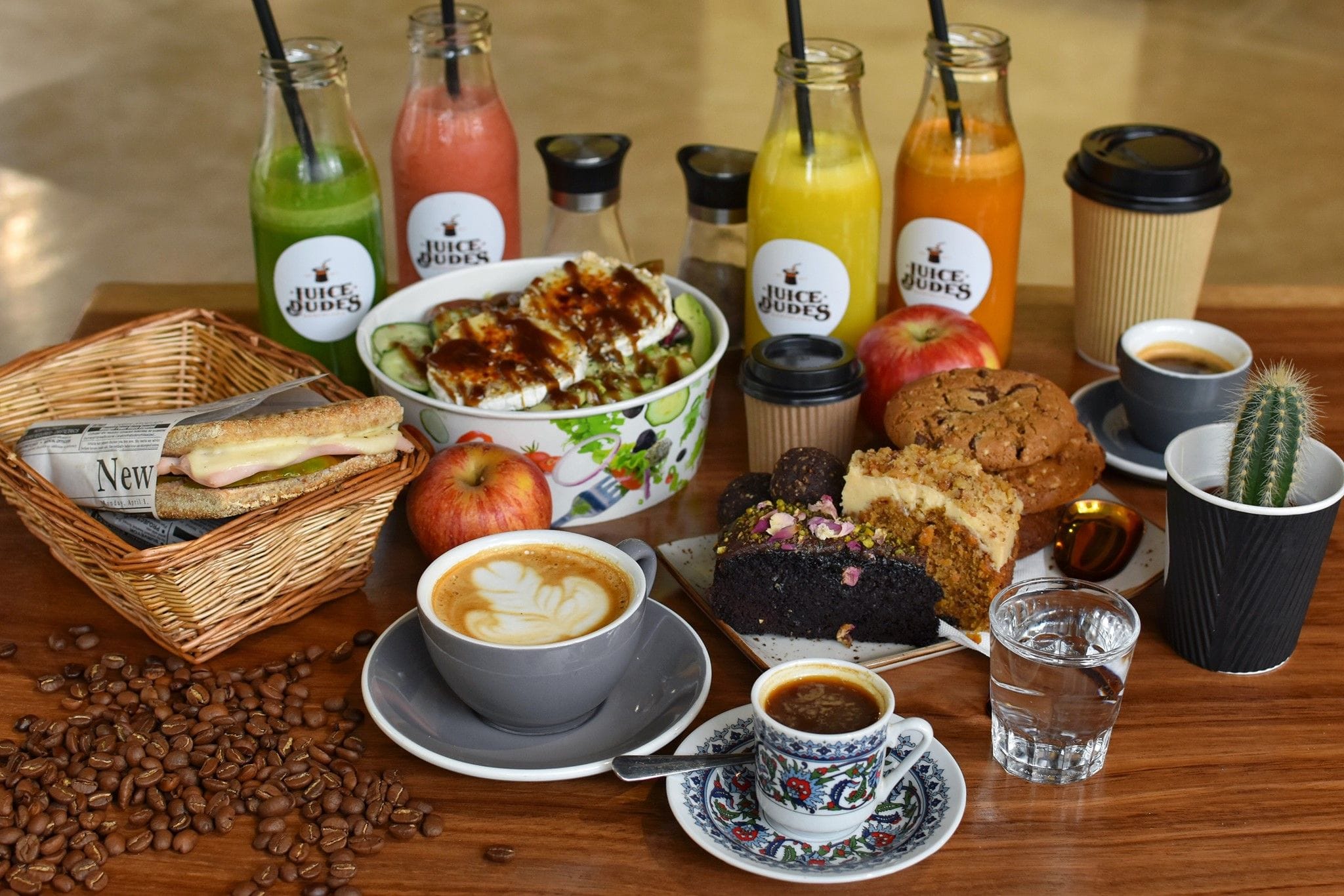 Juice Dudes begudes saludables a l'avinguda Meridiana de Barcelona