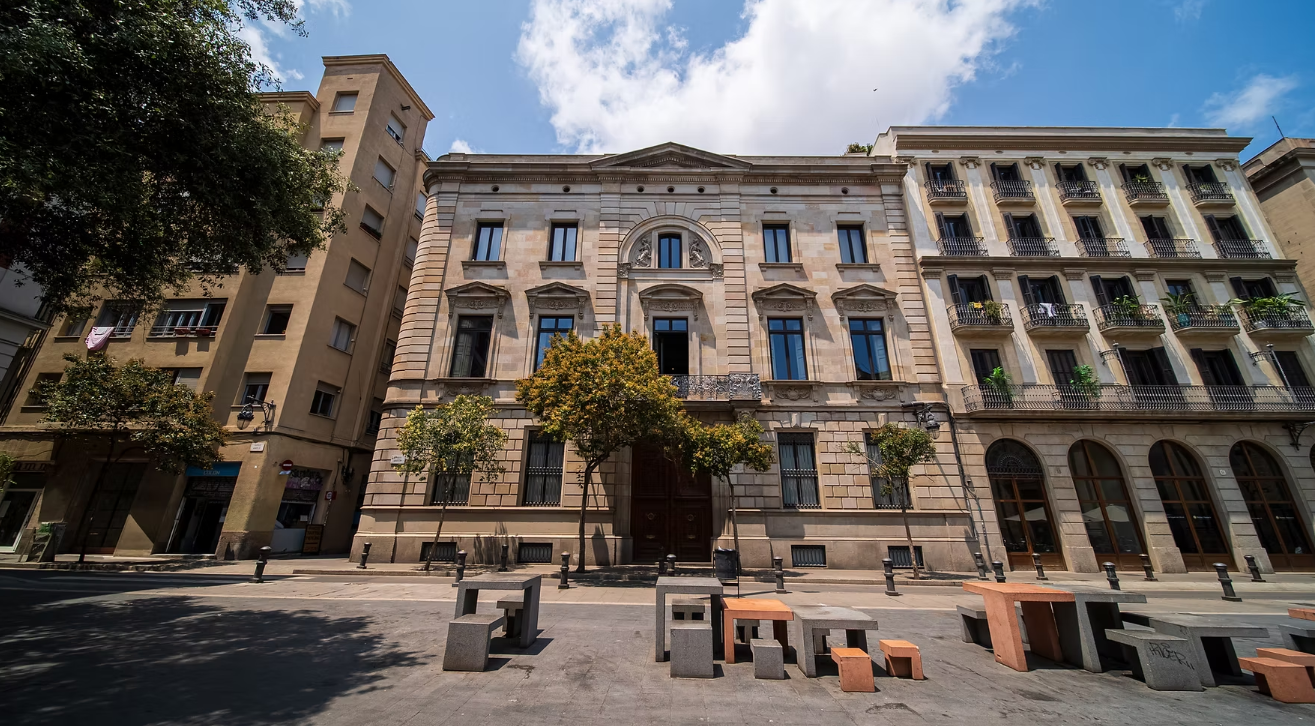 Pati central del Palau Martorell amb la claraboia