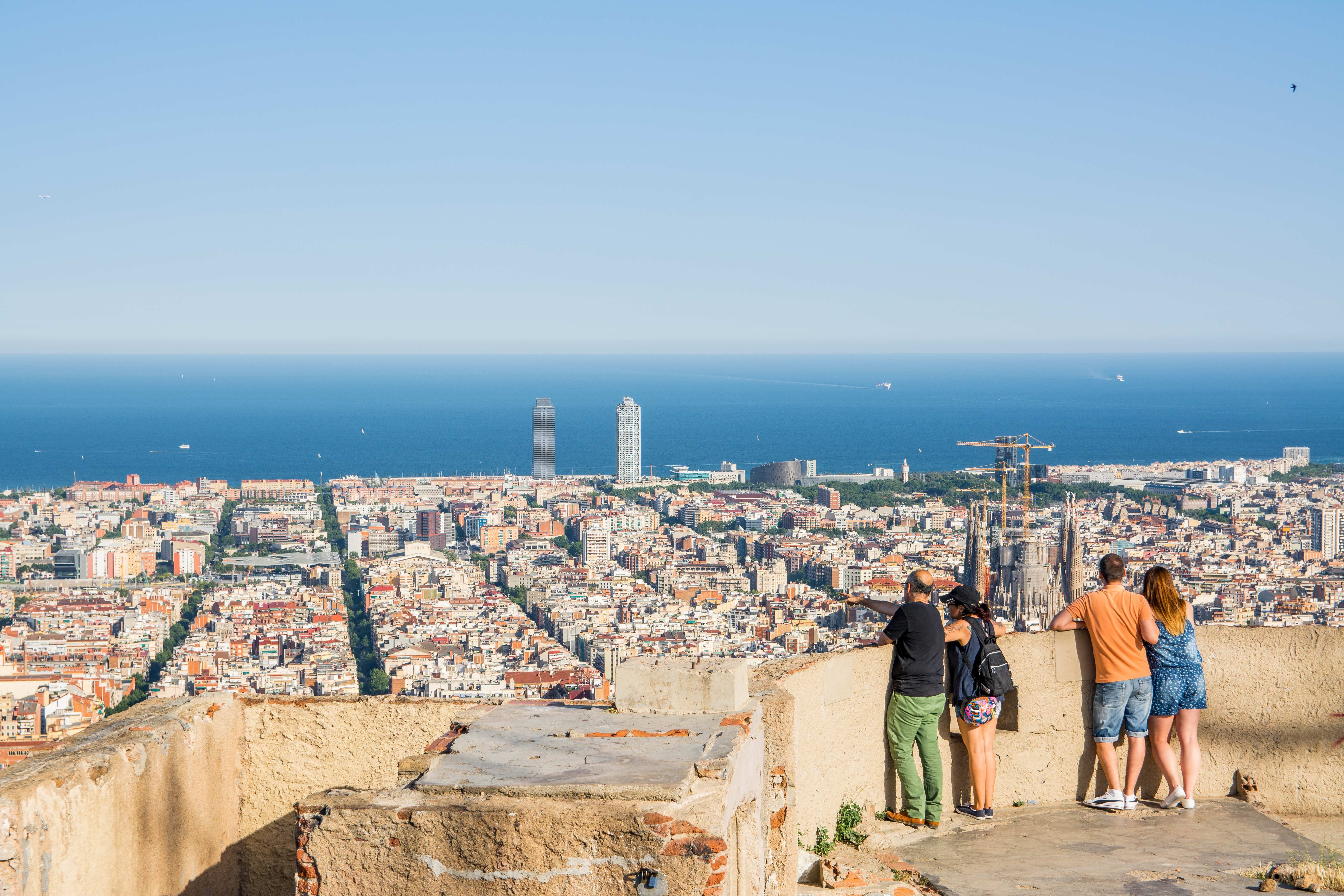 Vista panoràmica de Barcelona des dels búnquers del Carmel