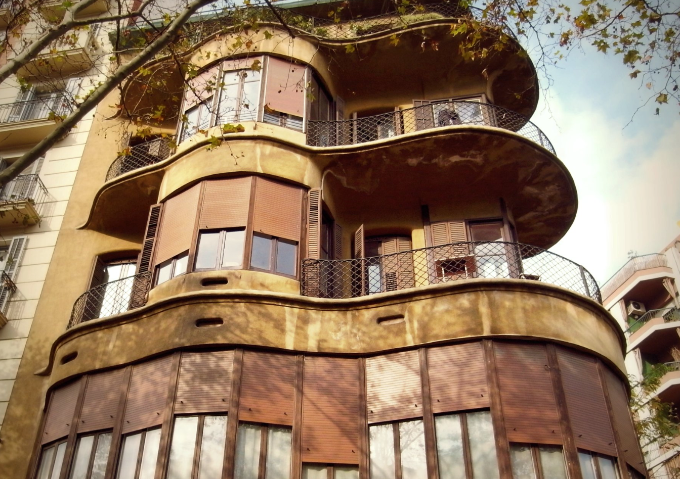 Façana de la Casa Planells a l'Avinguda Diagonal