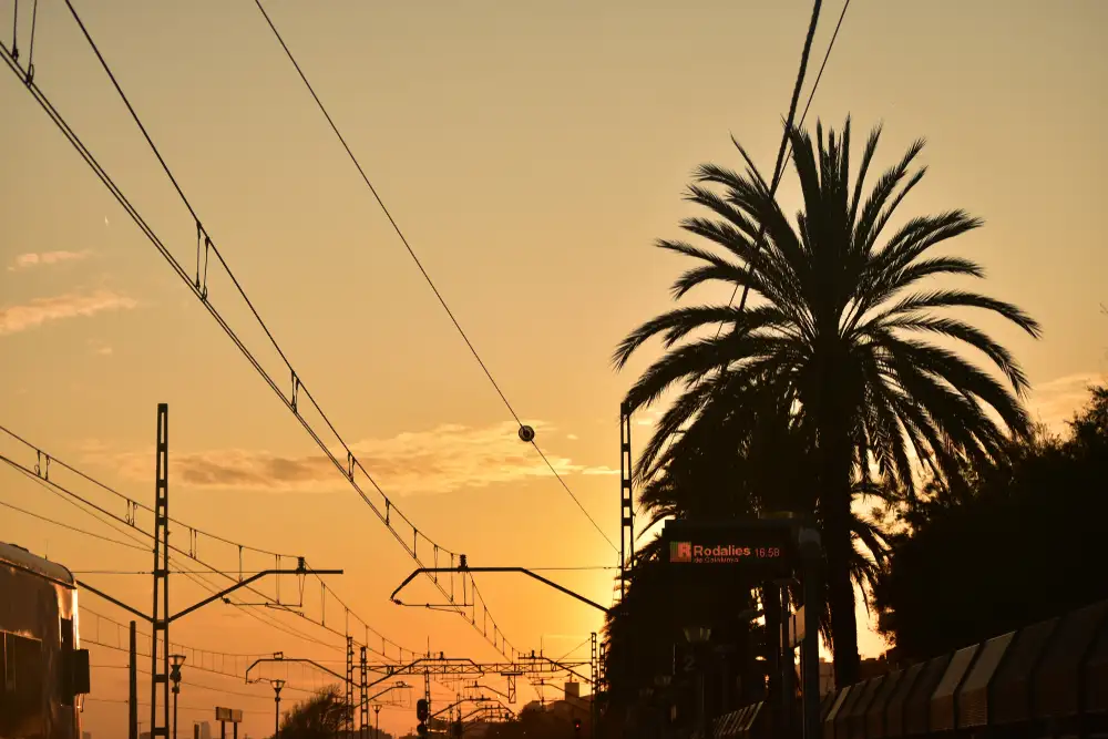 Caos en Rodalies: una avería en Adif paraliza los trenes en plena hora punta