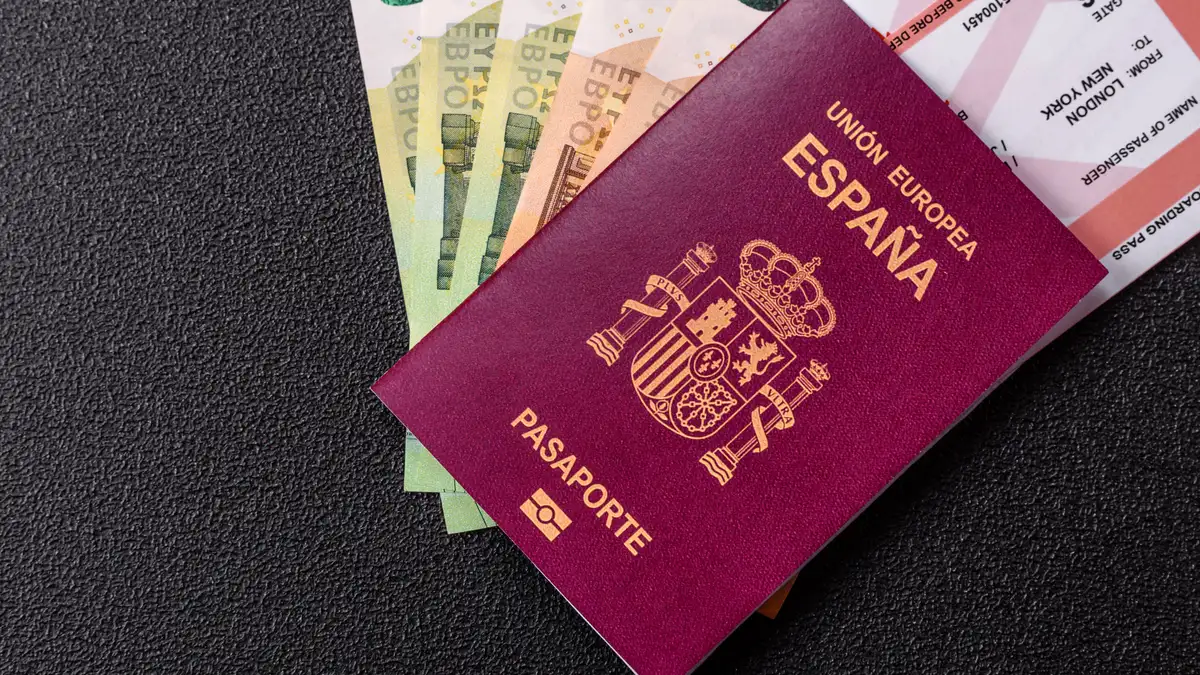 El pasaporte español se mantiene en el top 3 mundial en 2026 según Henley