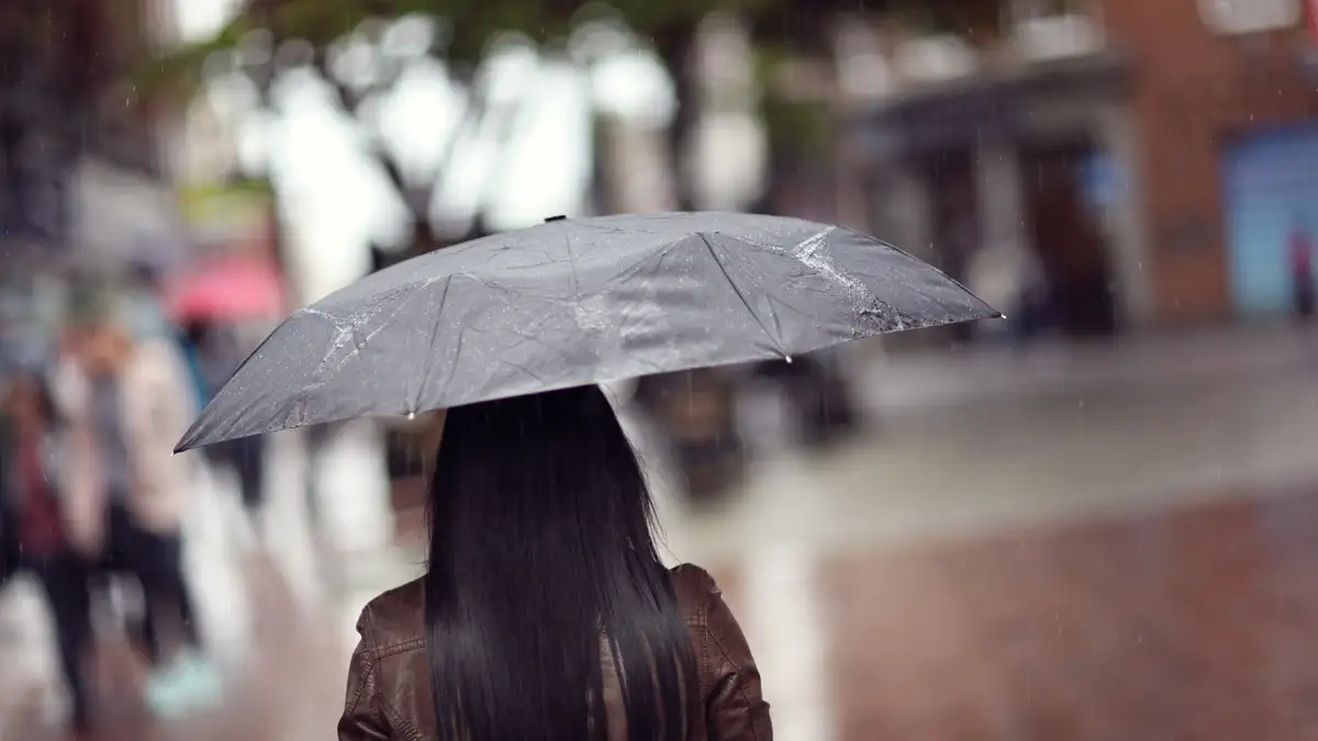 La borrasca Íngrid sacude España: lluvias, viento extremo y olas gigantes
