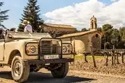 Tour de Vinos y Cava en Penedès y Experiencia en Viñedos en 4x4 desde Barcelona