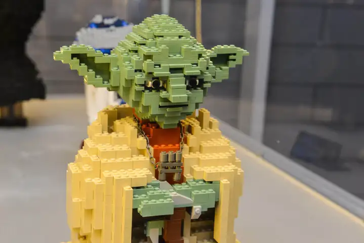 Exposición de modelos construidos con piezas LEGO en Barcelona de 2025 en SOM Multiespai