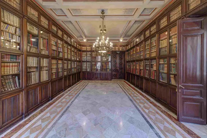 Noches de verano en la biblioteca Arús en Barcelona