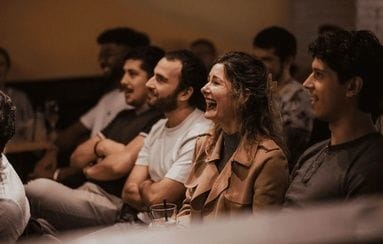 Stand Up Comedy en Español — The Comedy Clubhouse