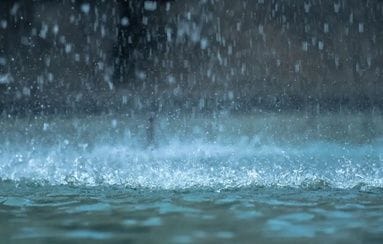 Lluvias de intensidad tropical sorprenden a Barcelona y reabren el debate climático