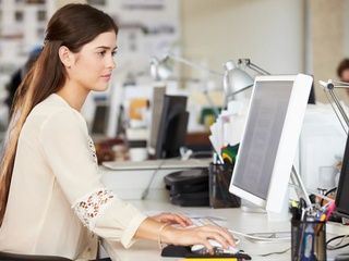 El empleo femenino en Madrid avanza y la brecha salarial sigue marcando diferencias