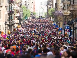 Más de 30 líneas de bus desviadas por la celebración del Barça en Barcelona