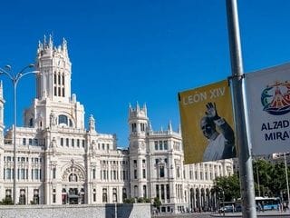 Madrid mejora servicios por el Papa y los vecinos piden que duren