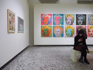 Madrid estrena una exposición gratuita con obras de Warhol y Lichtenstein
