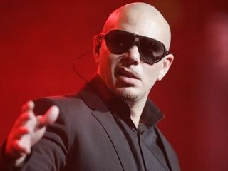 Pitbull elige Barcelona para uno de sus únicos conciertos en España en 2026