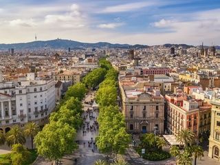 Barcelona reinventa La Rambla: itinerarios de teatro, literatura y Port Vell en marzo 2025